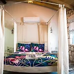 Mavi Ruezgar Alacati (adults Only) Hotel 4*