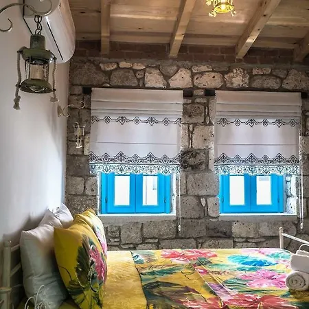 Mavi Ruzgar Alacati (adults Only) Hotel